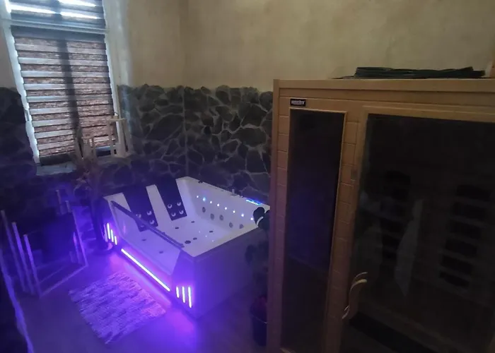 Stodoła Z Jacuzzi,sauna W Centrum Apartament *
